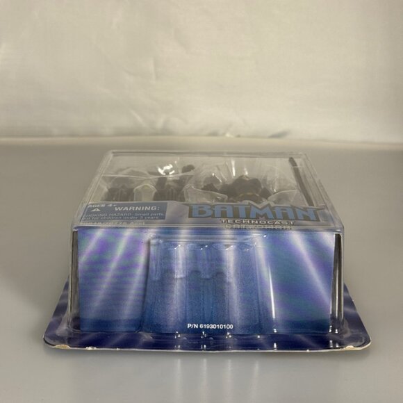 2002 Hasbro Batman Spectrum of the Bat Technocast Catwoman - Picture 5 of 9